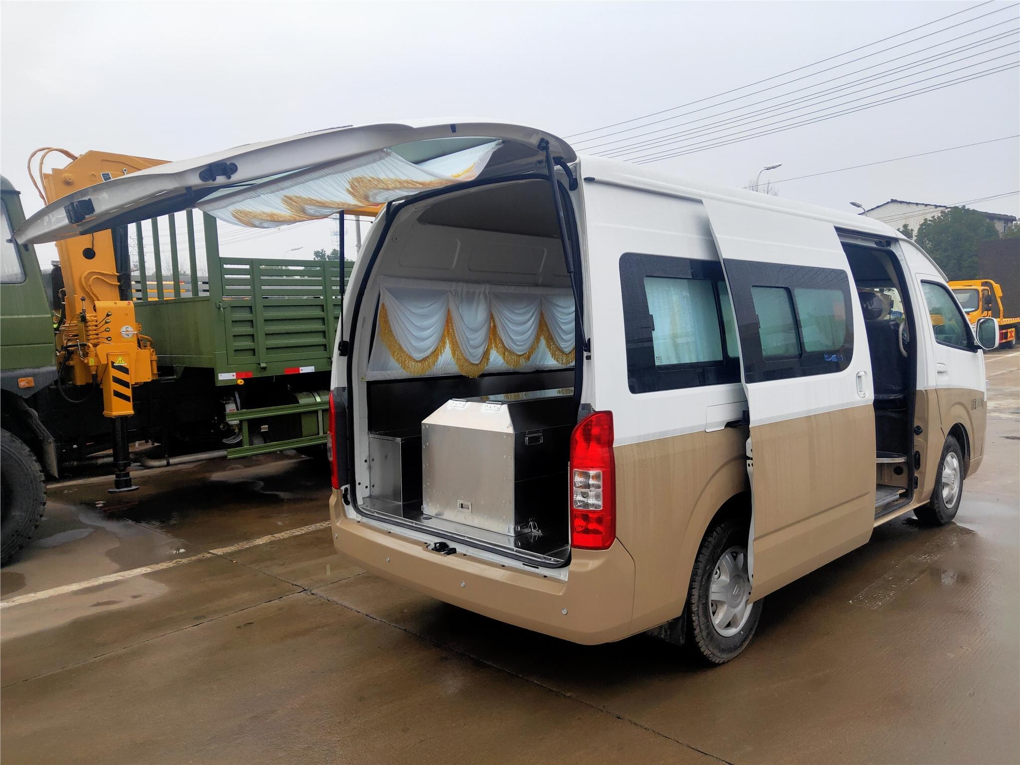 甘谷县骨灰盒运输-安全护送，让思念延续